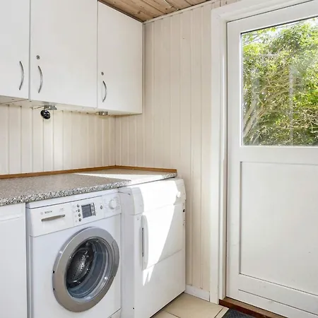 Five-bedroom In 1 Holiday home Vestervig